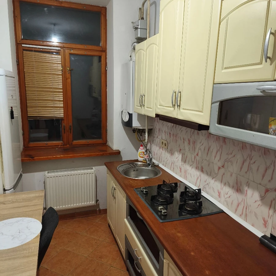 Chișinău, Centru, Str. Columna nr.59 Chirie apartament cu 2 odai
