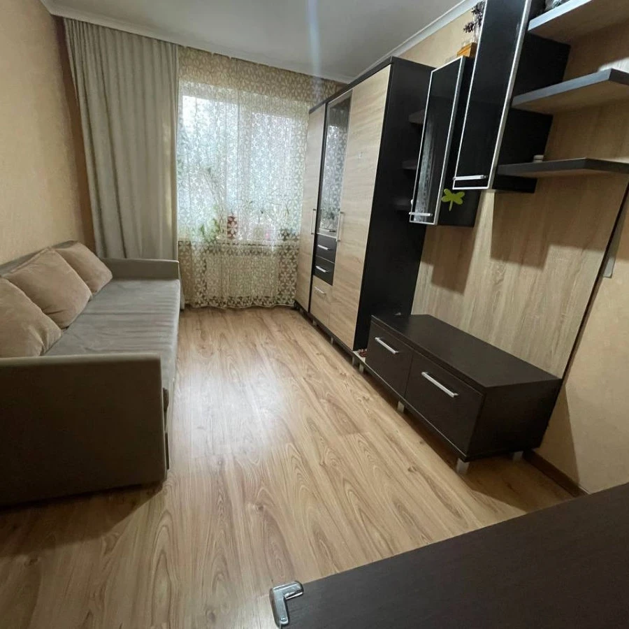 Chișinău, Buiucani, Bd. Alba-Iulia nr.186 Chirie apartament cu 2 odai