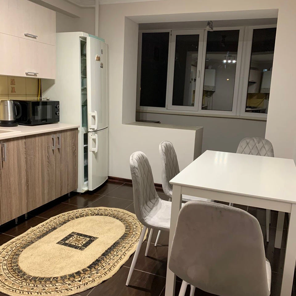 Chișinău, Ciocana, Str. Ion Dumeniuc nr.22 Chirie apartament cu 2 odai