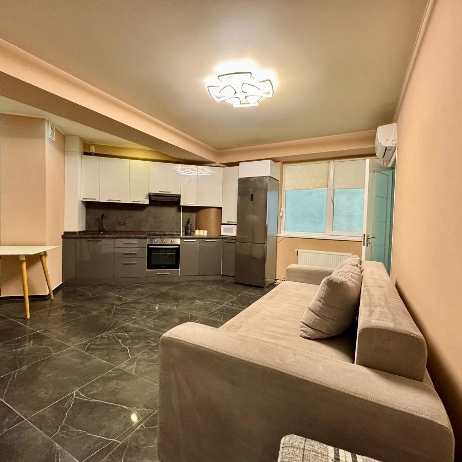 Chișinău, Buiucani, Bd. Alba-Iulia 113 Chirie apartament cu 2 odai