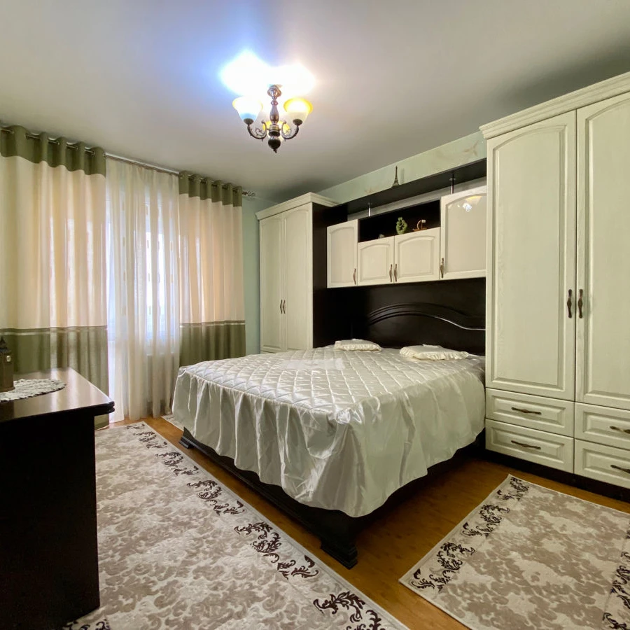 Chișinău, Riscani, Str. Matei Basarab nr.2/1 Chirie apartament cu 2 odai