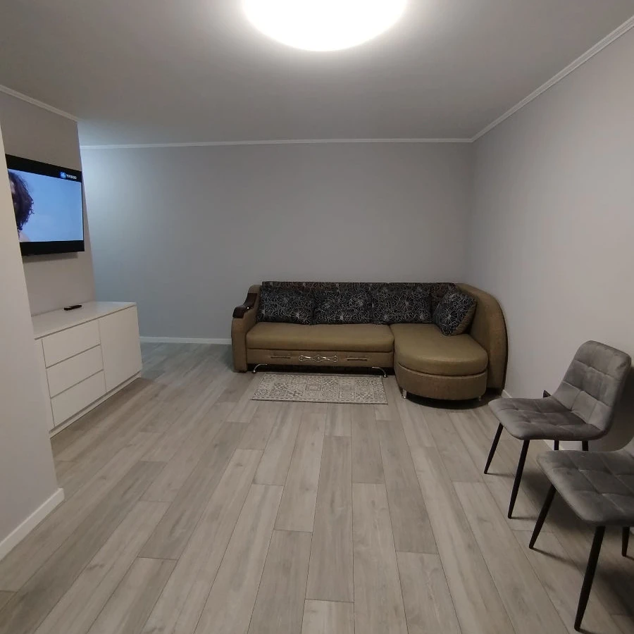 Chișinău, Botanica, Str. Nikolai Zelinski nr.6/2 Chirie apartament cu 2 odai