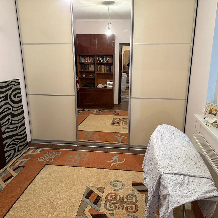 Chișinău, Centru, Str. Ion Inculeț nr.71 Chirie apartament cu 2 odai