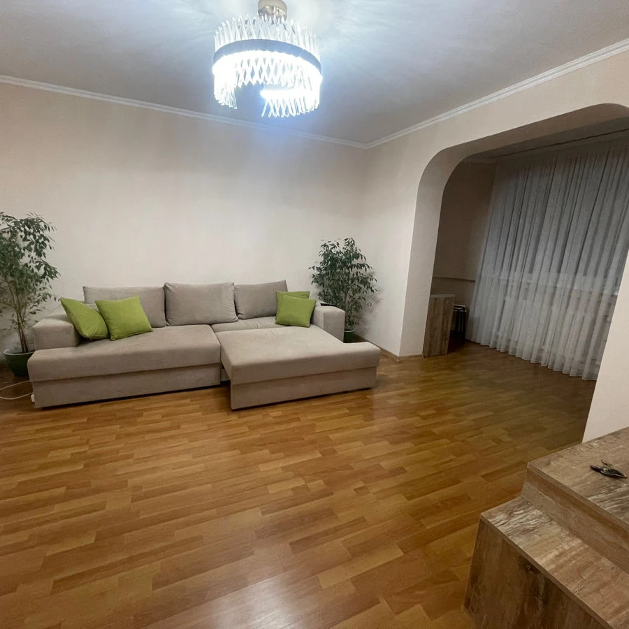 Chișinău, Botanica, Str. Botanica Veche 8 Chirie apartament cu 2 odai
