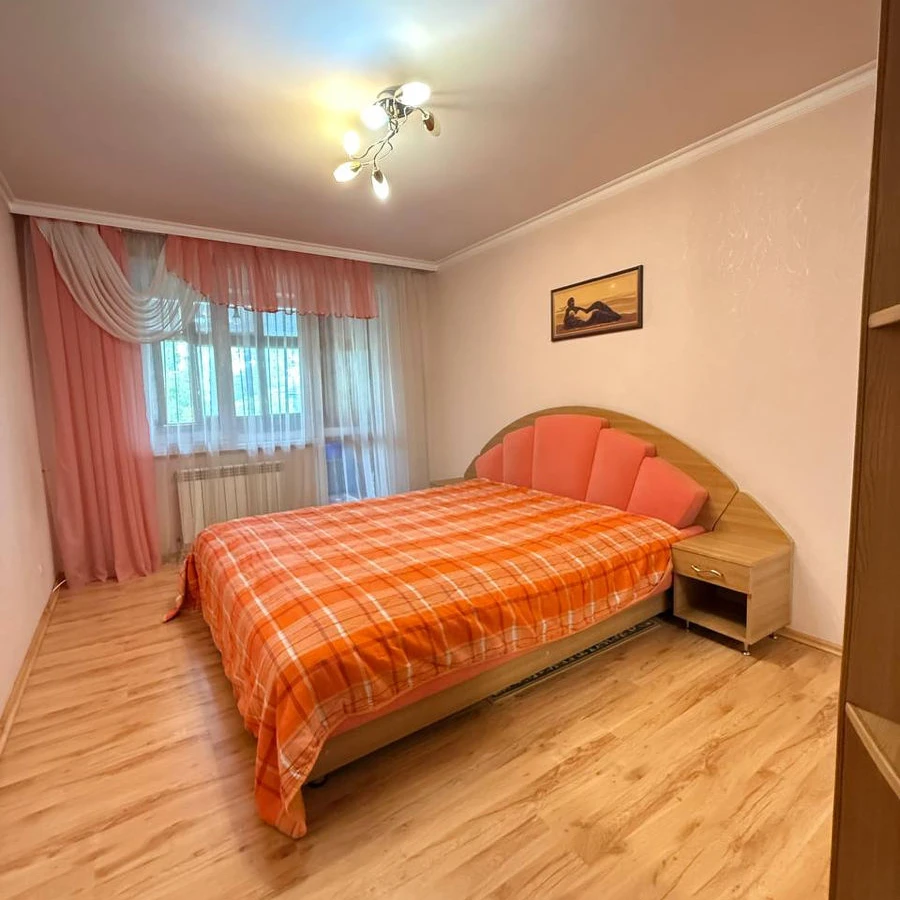 Chișinău, Botanica, Str. Independenței nr.30/4 Chirie apartament cu 3 odai