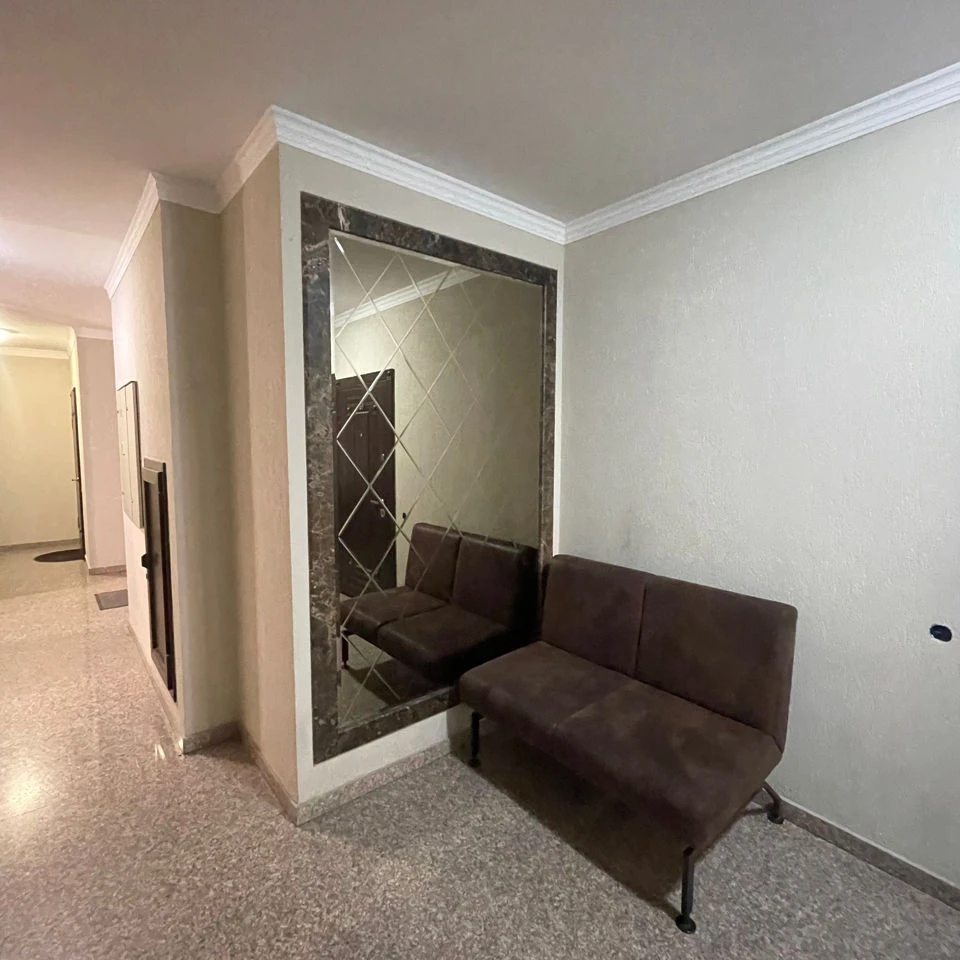 Chișinău, Botanica, Str. Varșovia 2A Chirie apartament cu 2 odai