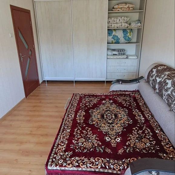Chișinău, Buiucani, șos. Balcani 6/2 Chirie apartament cu 2 odai