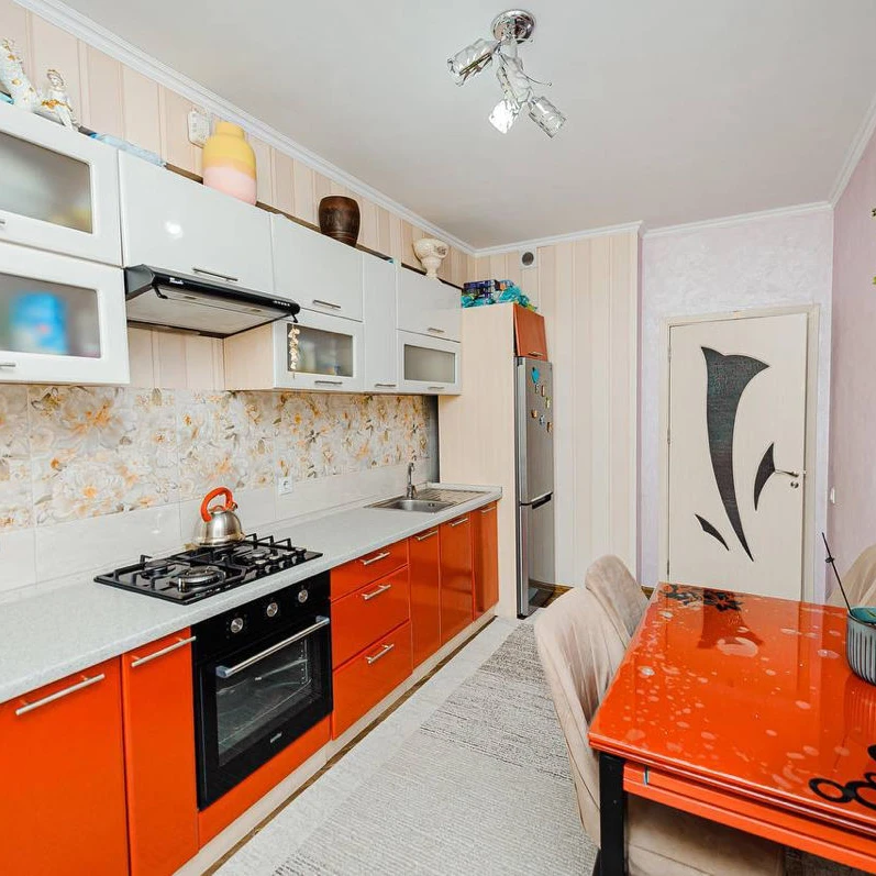Chișinău, Centru, Str. Albișoara 80/11 Chirie apartament cu 2 odai
