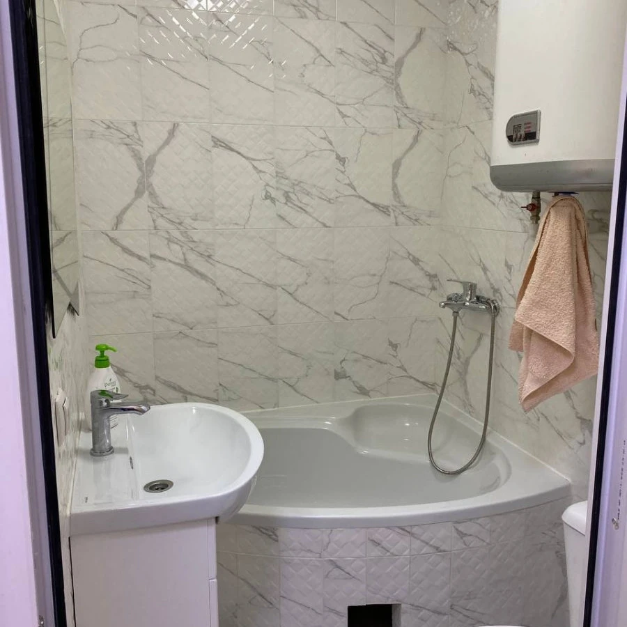 Chișinău, Botanica, Str. Hristo Botev 5/2 Renting a two-room apartment