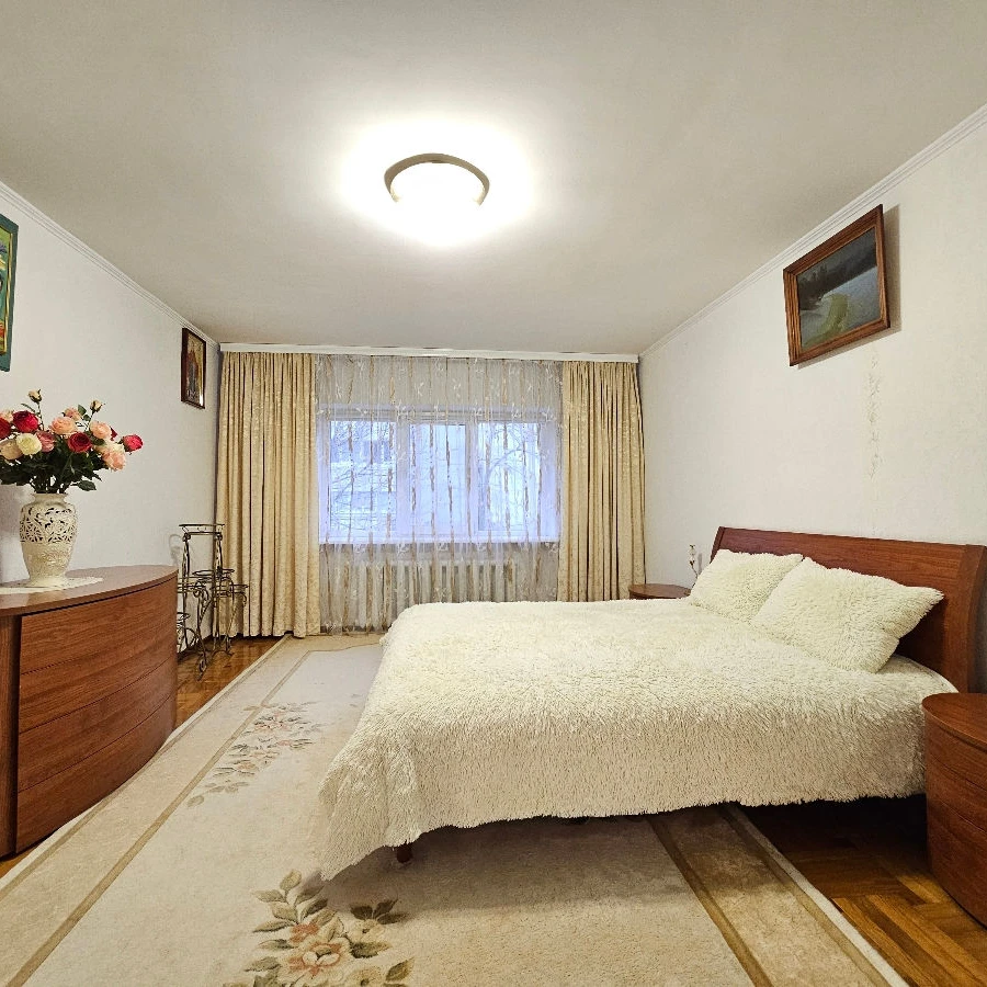 Chișinău, Buiucani, Bd. Alba-Iulia 192 Chirie apartament cu 3 odai