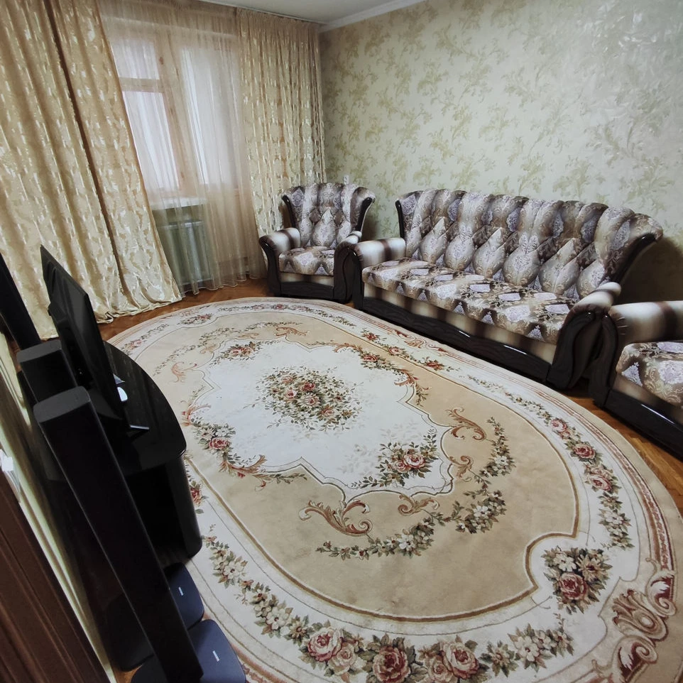 Chișinău, Sculeni, Str. Drumul Crucii 97/2 Chirie apartament cu 3 odai