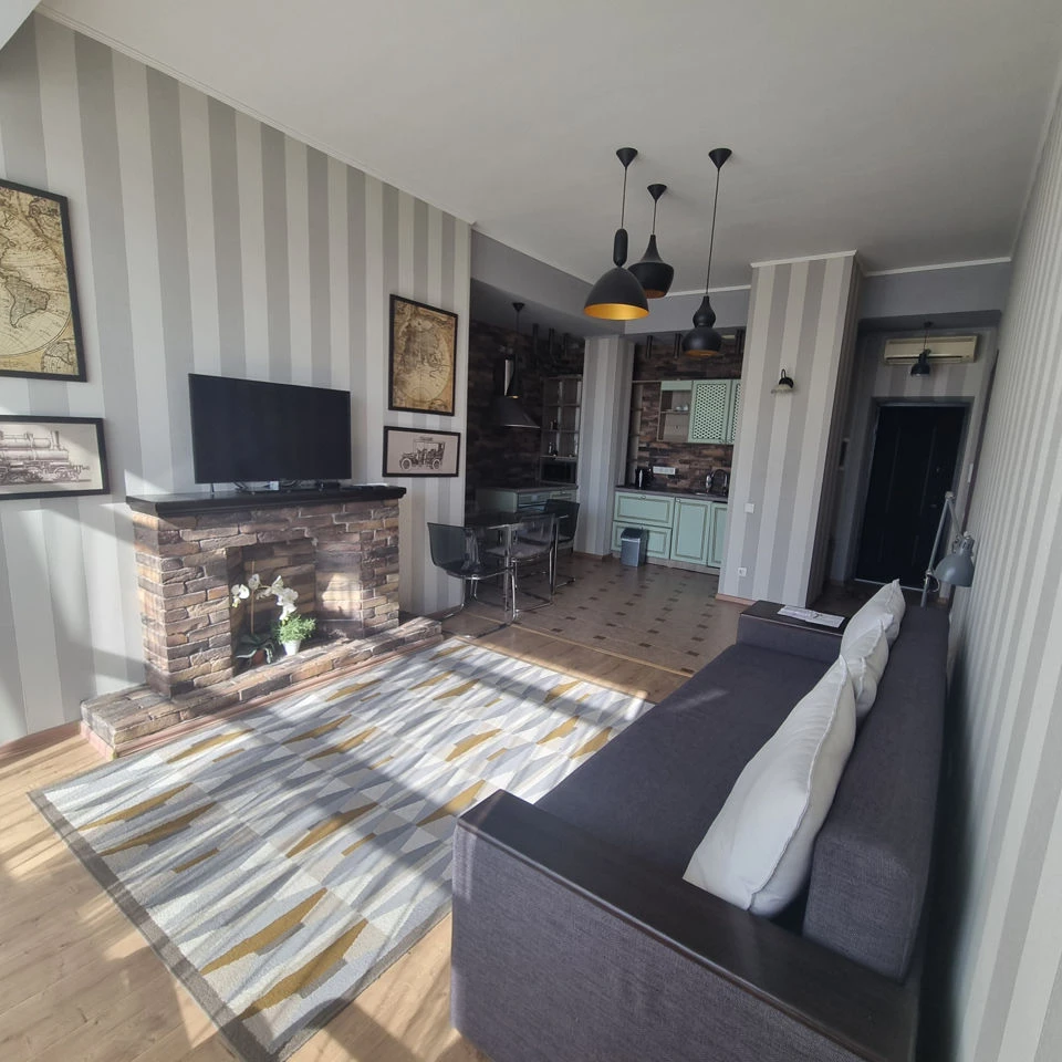 Chișinău, Centru, Str. Lev Tolstoi nr.27 Chirie apartament cu 2 odai