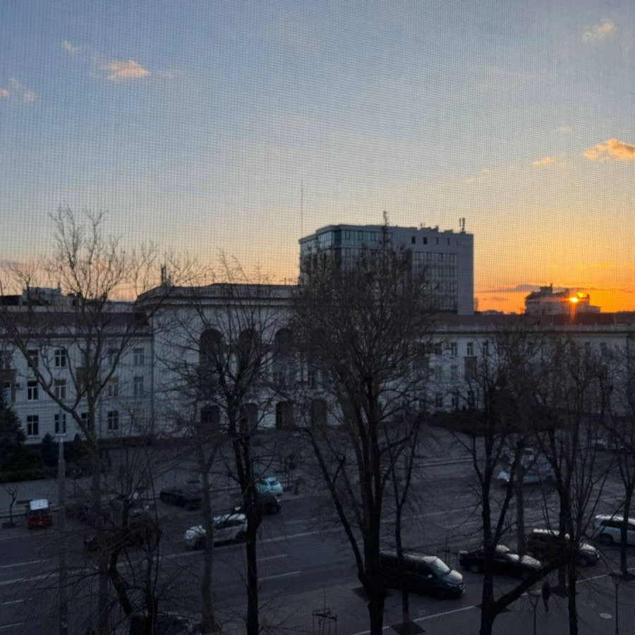 Chișinău, Centru, Bd. Ştefan cel Mare şi Sfânt nr.64 Chirie apartament cu 2 odai