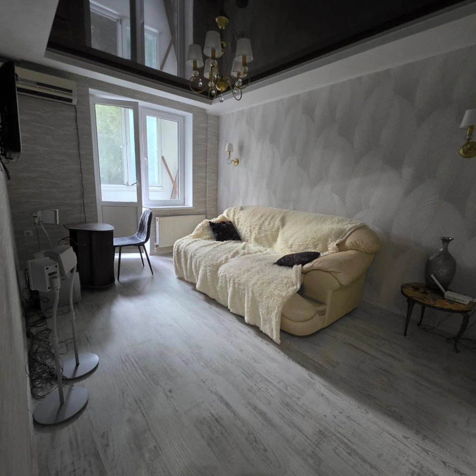 Chișinău, Centru, Bd. C. Negruzzi nr.6 Chirie apartament cu 2 odai