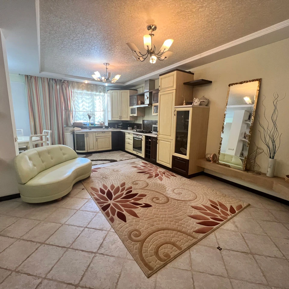 Chișinău, Centru, Str. Mihai Eminescu nr.31 Casă