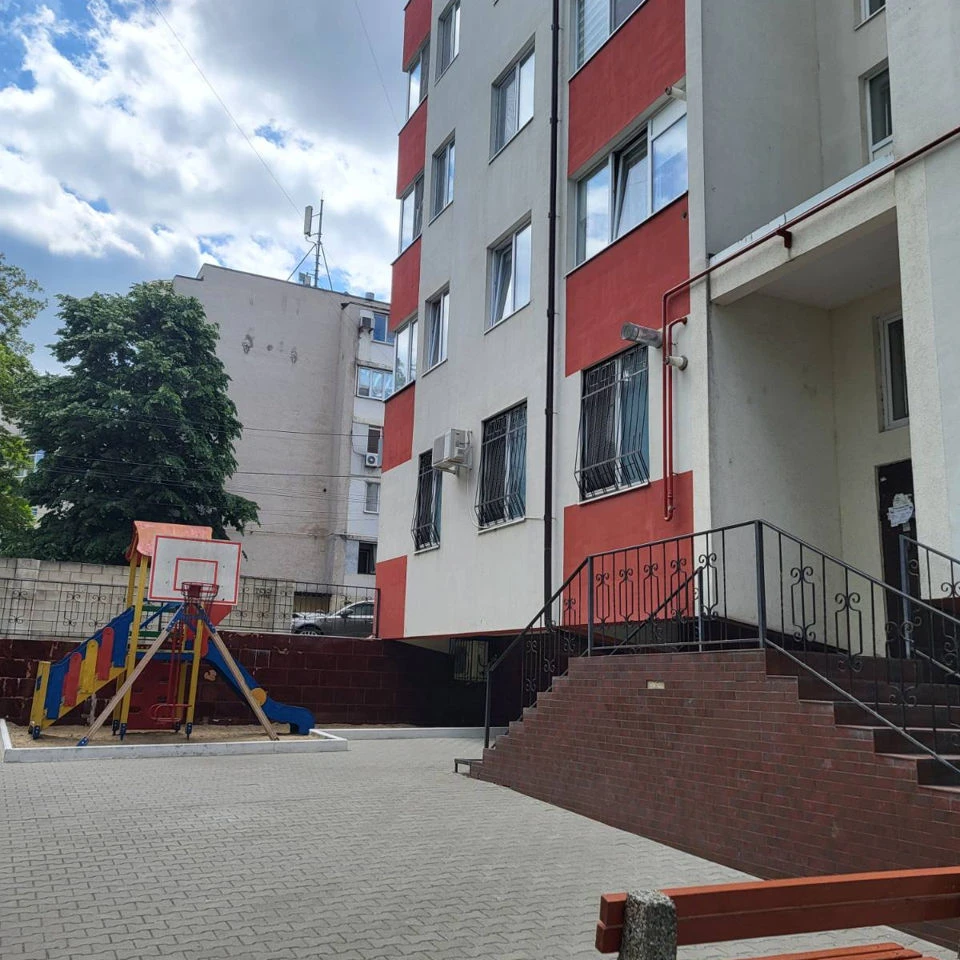 Chișinău, Botanica, Str. Cetatea Albă 141/1 Chirie apartament cu 2 odai