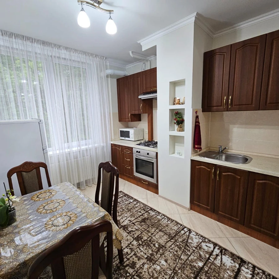 Chișinău, Botanica, Str. Independenței nr.28/3 Chirie apartament cu 2 odai