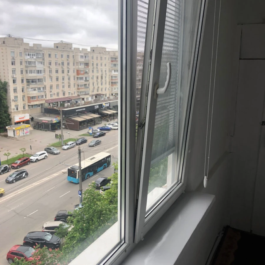 Chișinău, Riscani, Bd. Moscova nr.2 Chirie apartament cu 2 odai