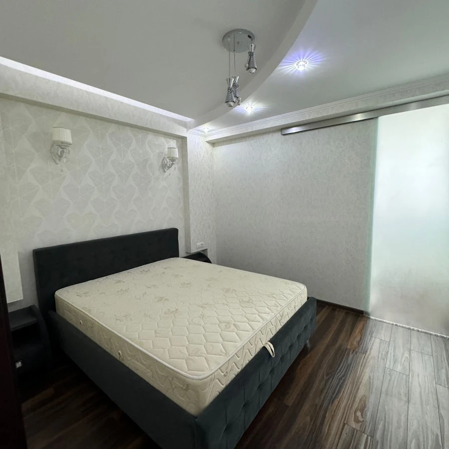 Chișinău, Centru, Str. Albișoara 78/6 Chirie apartament cu 2 odai